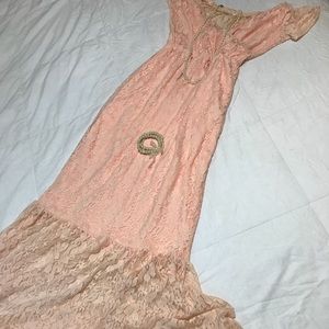 Maternity long bell dress (soft pink)